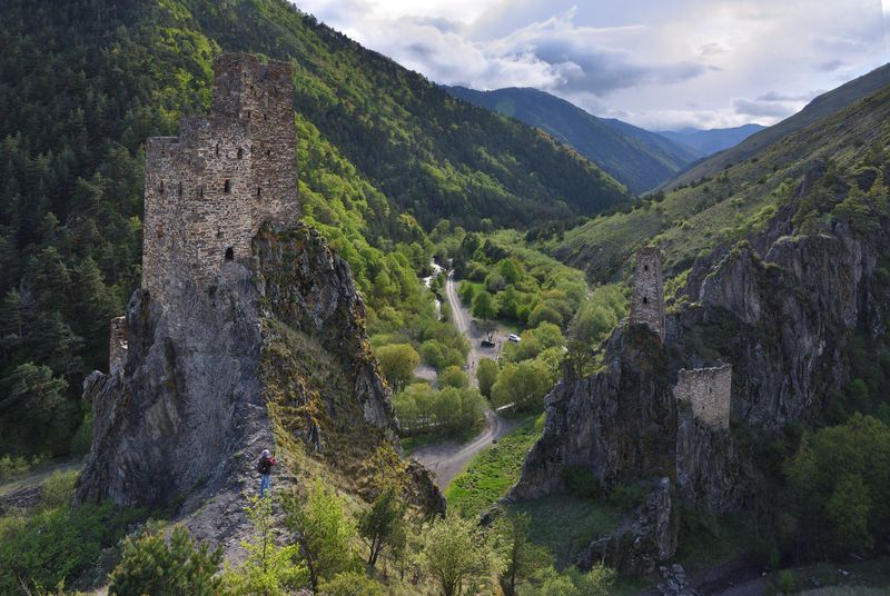 Vovnushki, medieval complex with defensive Ingush watchtowers