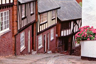 Cobblestone street - Exeter