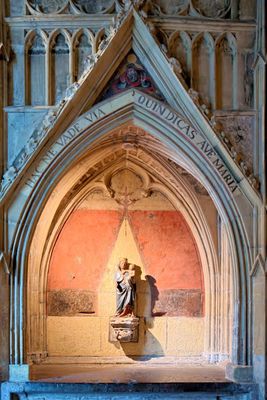 Gothic altar niche