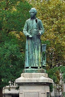 Statue of Johannes Petrus Minckelers