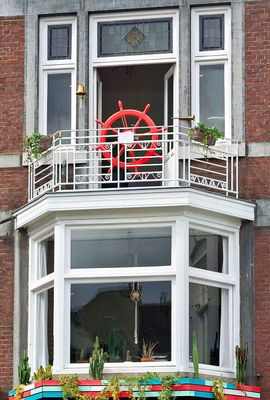 House with steering wheel