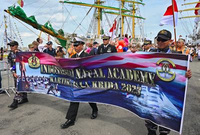 Crew parade of the Bima Suci