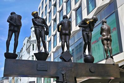 Five figures telling a story