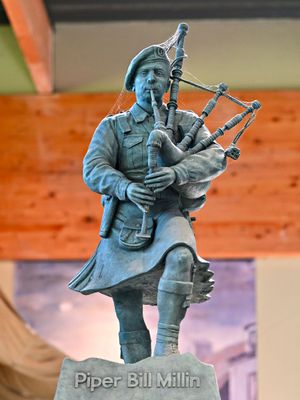 Piper Bill Millin Statue