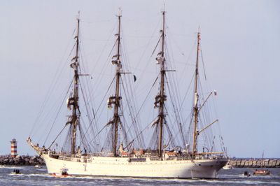 Sail-013.jpg