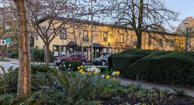 20250330_015433422 Houses Park Hawks Ave.jpg
