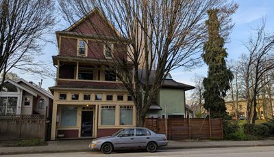 20250405_014041965 House store Prior St.jpg
