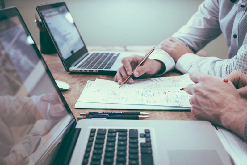  Don’t hire a freelancer until you read this