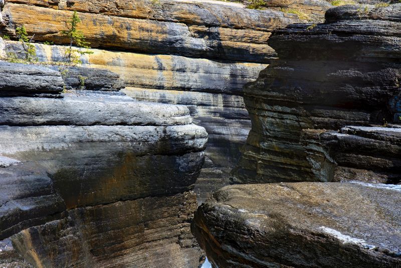 Mistaya Canyon