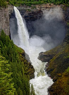 Helmcken Falls