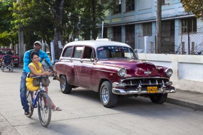 Cuba - people in the street