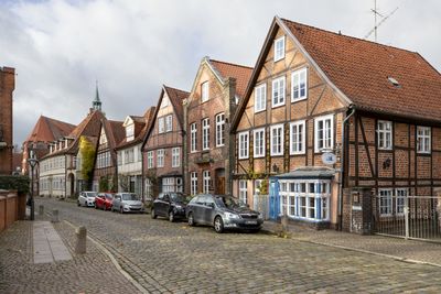 Characteristic houses