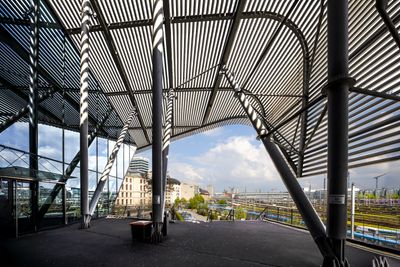 Covered platform