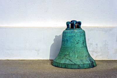 Broken bell of the Melampes church