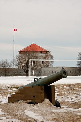 Fort Frederick Martello Tower and canon