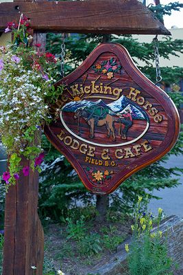 Kicking Horse Lodge & Cafe, in Field