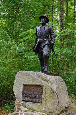 Monument to brevet Major General William Wells