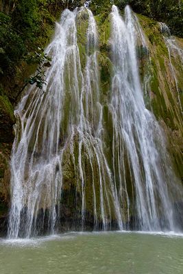 El Limn Waterfall, 52m-high