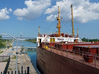 The Baie St. Paul, traversing the Welland Canal