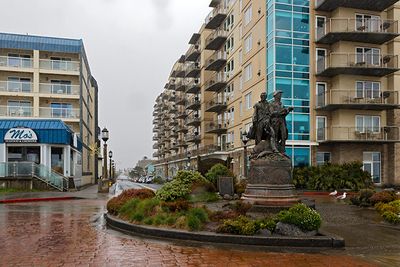 Memorial marking the end of Lewis & Clark National Historical Trail