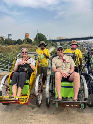 Rickshaw ride through Phenom Penh