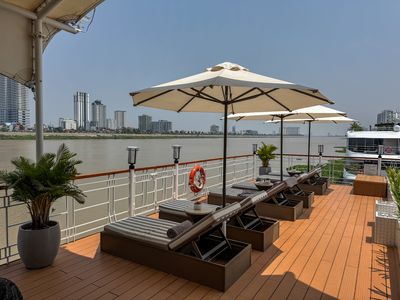 Downtown Phenom Penh from Viking ship