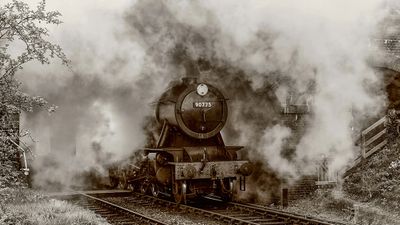 aaa train.jpg