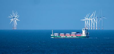 Contaner Ship with Wind Farm..jpg
