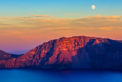 Crater Lake Evening 100.jpg