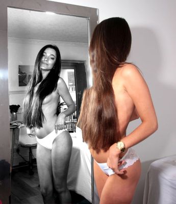 ANGELIKA ( 2 )