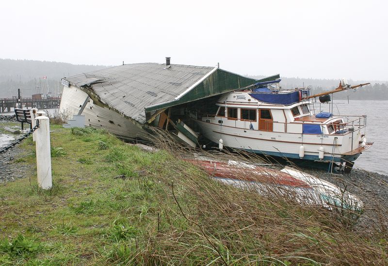 Racine ErlandCAPA 2023 PhotojournalismMarina Visitor Centre After the Storm