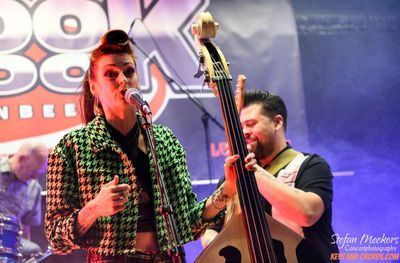  Lynn & The Rattleshakes (NL) 