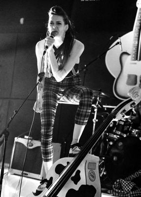  Lynn & The Rattleshakes (NL) 
