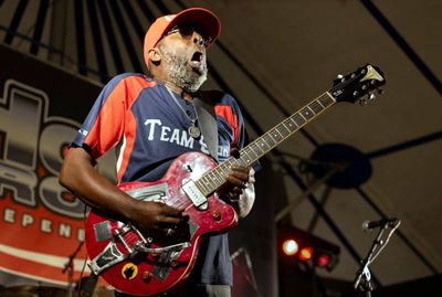 Mr. Sipp (USA)