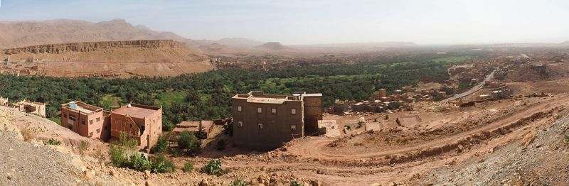 Panorama - Todra river valley outside Tinghir