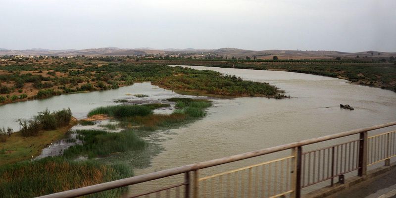 River on the way from Chefchauen to Fes