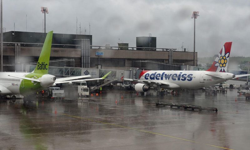 Taxiing at Zurich Airport
