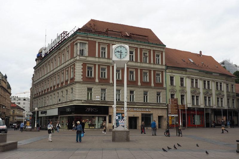 IN the Ban Jelačić Square early in the morning