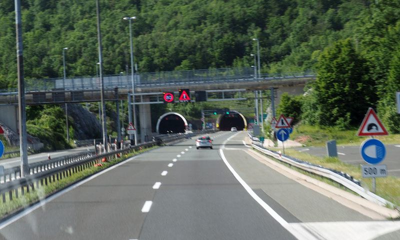 Approaching Sveti Rok Tunnel