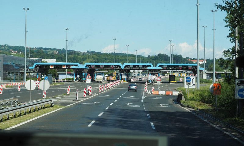 Before crossing the Croatian border area