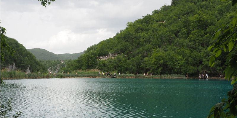 The trail that goes around the lake