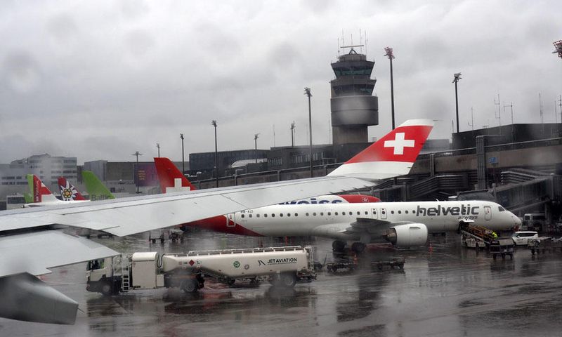 Taxiing at Zurich Airport in the rain