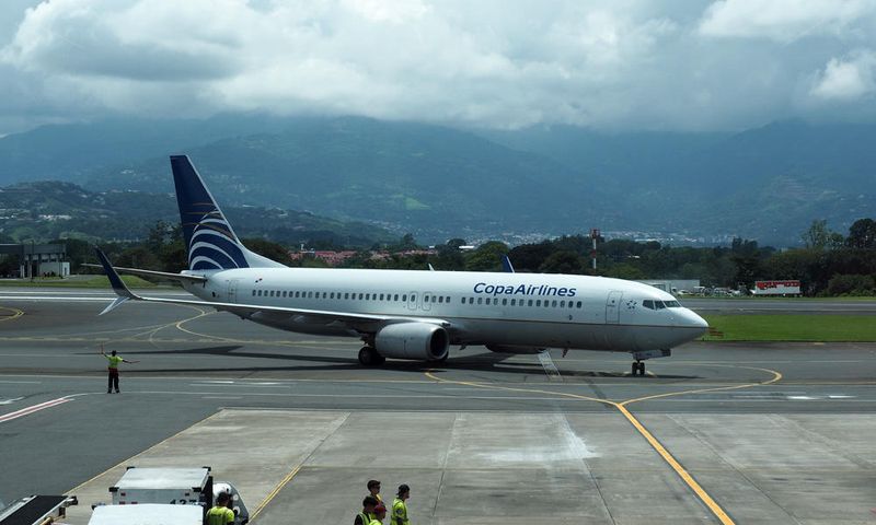 Copa Boeing 737-8V3