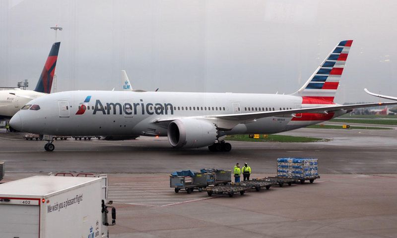 American Airlines Boeing 787-8 at Amsterdam
