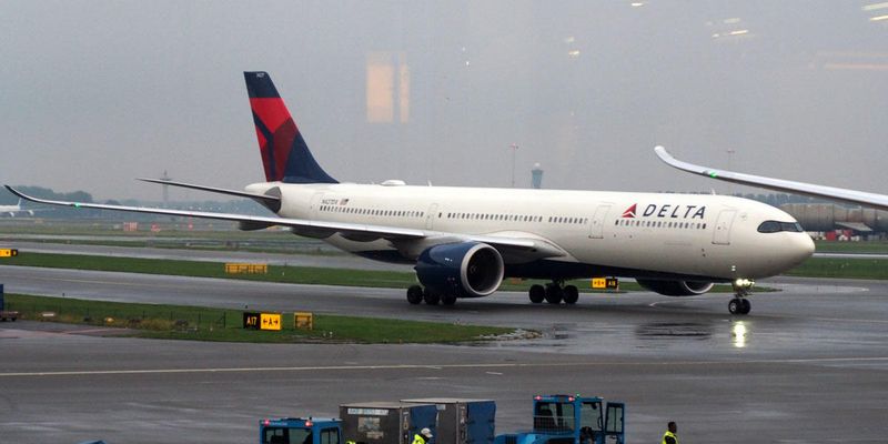 Delta A330-900 at Schiphol airport