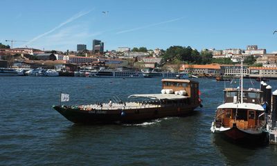 Tour boats on the Douro river