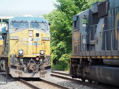 Passing at Brunswick railroad yard