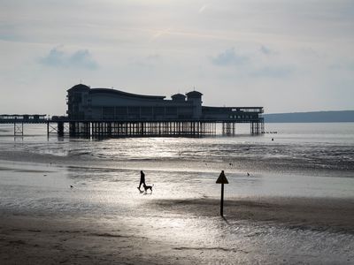 Grand Pier and beach