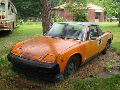 914