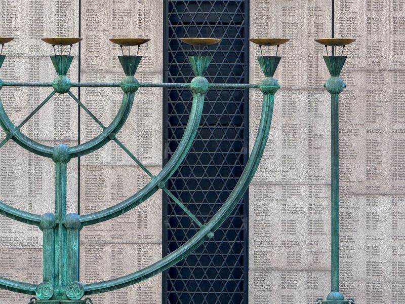 Raoul Wallenberg Monument
